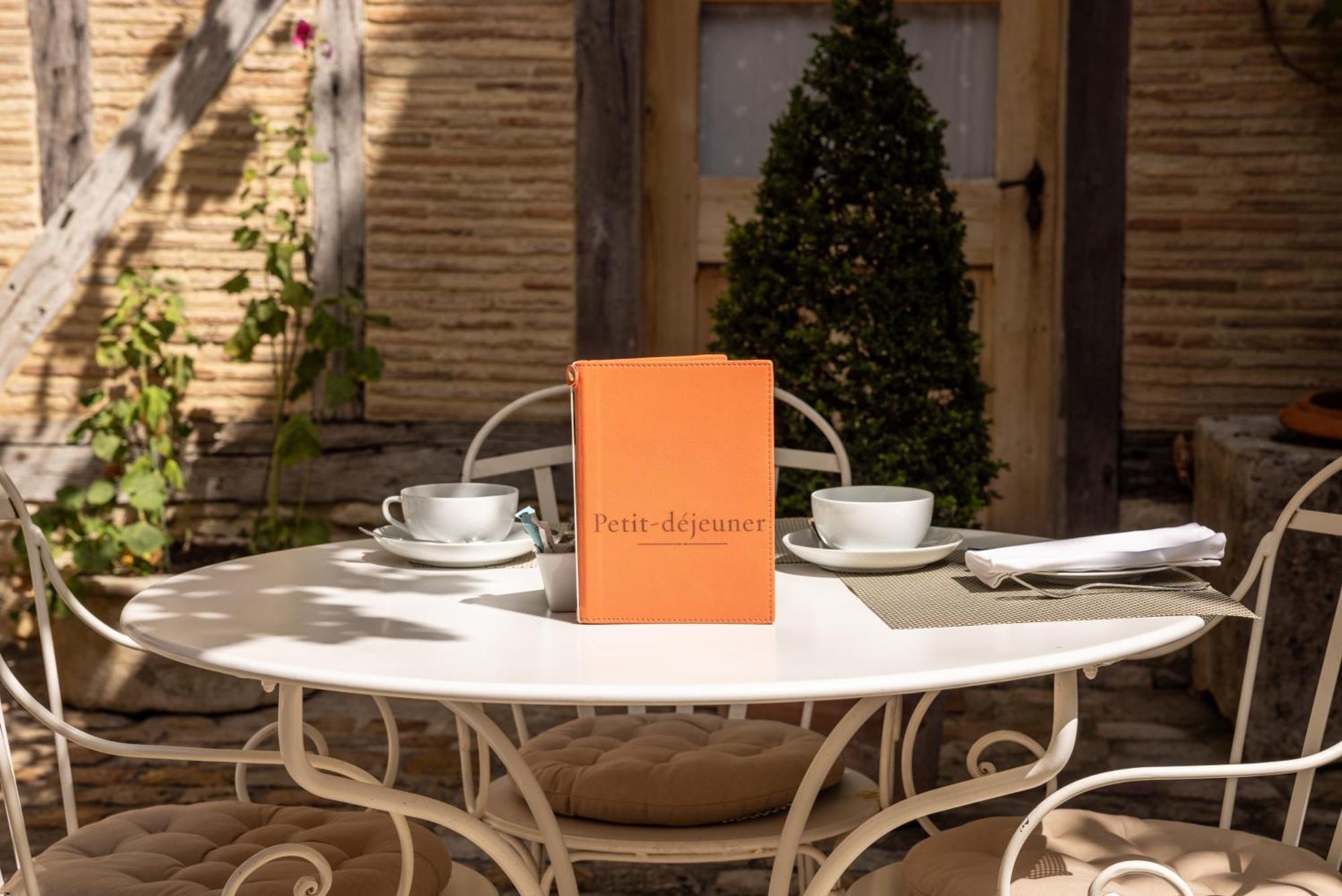 Le Champ Des Oiseaux Hotel & Spa تروي المظهر الخارجي الصورة