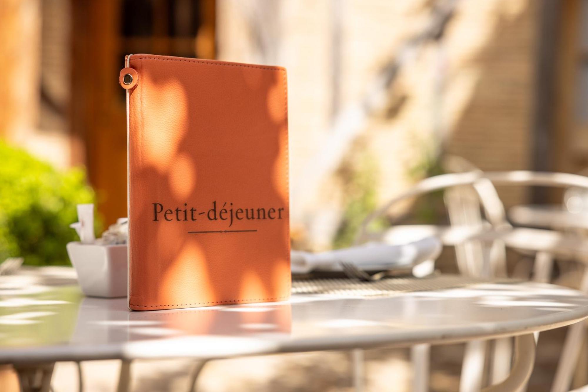 Le Champ Des Oiseaux Hotel & Spa تروي المظهر الخارجي الصورة
